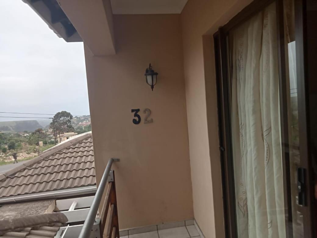 Emampingeni Lodge Bizana 외부 사진