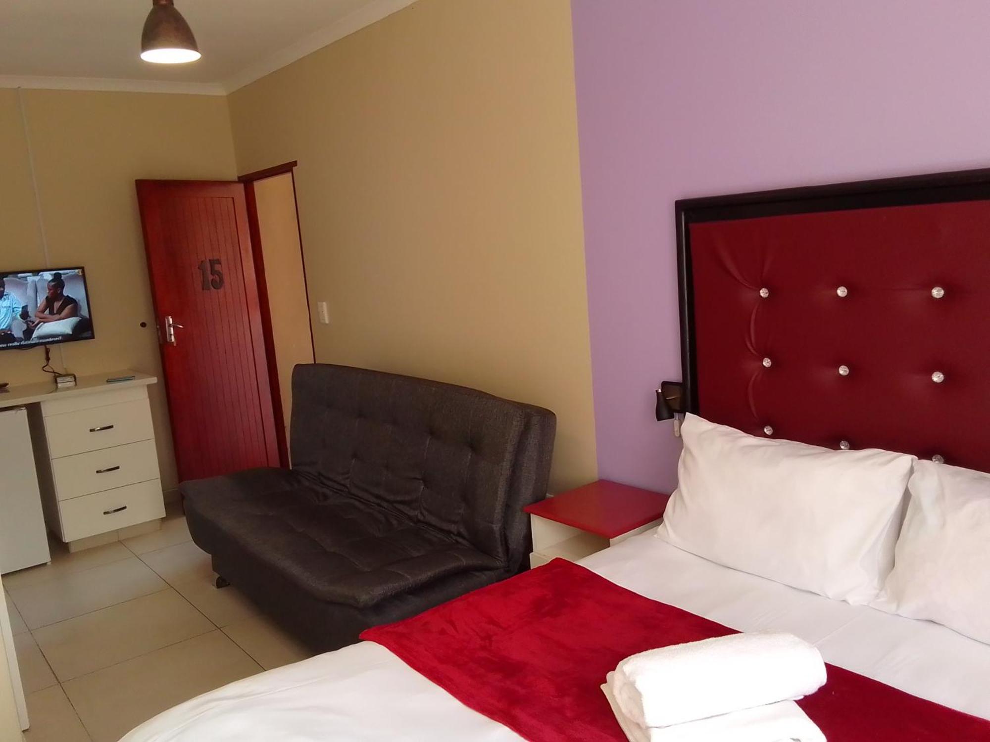 Emampingeni Lodge Bizana 외부 사진